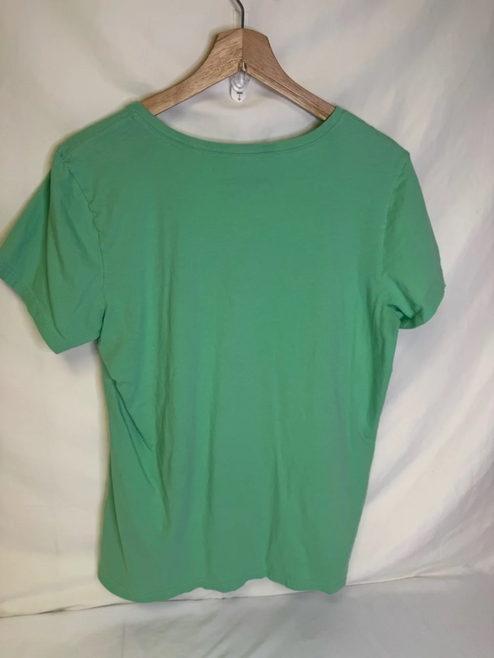 Life Is Good Mint Green V‑Neck Tee with Rainbow Tie‑Dye Hibiscus - Picture 6 of 8